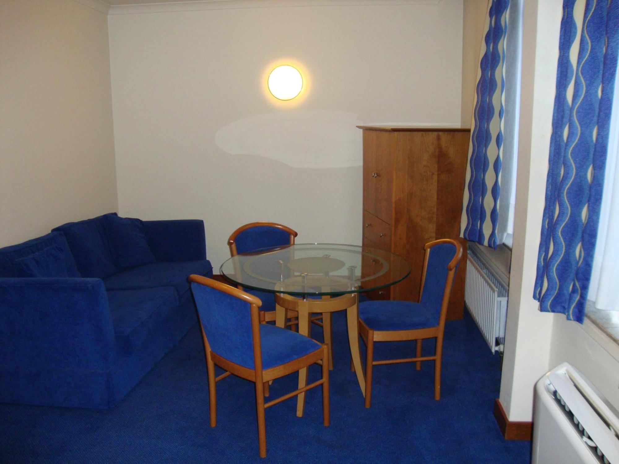 London - Wembley International Hotel חדר תמונה